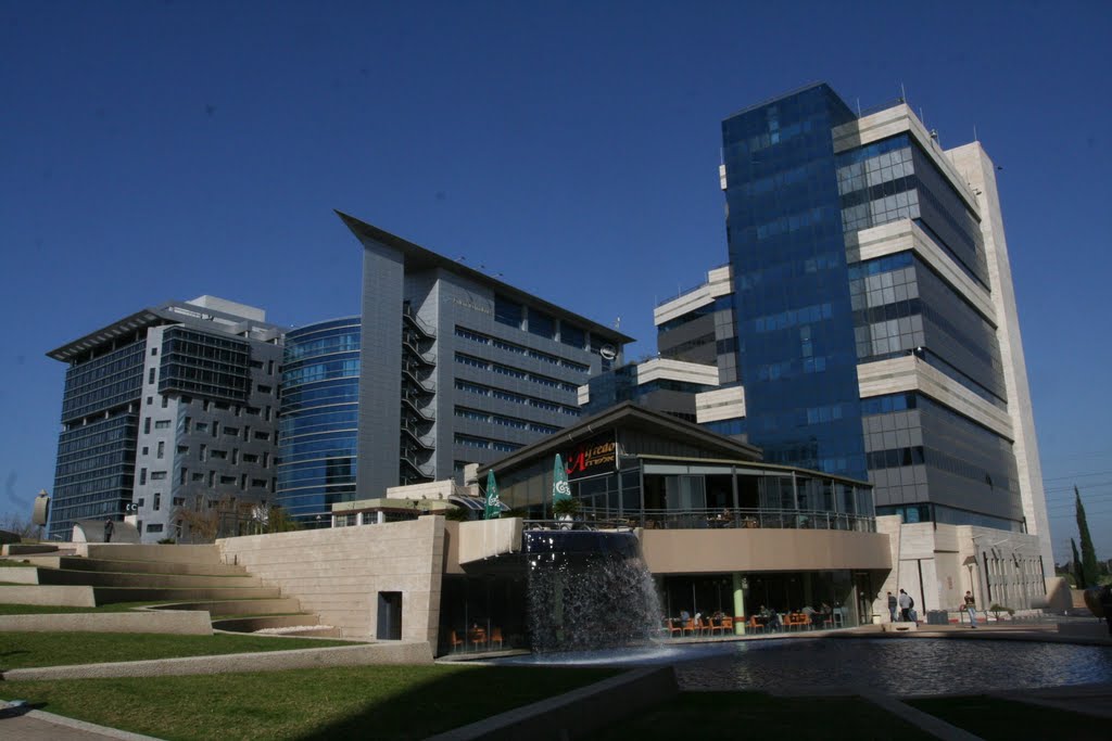 Azorim park, house to IBM, INTEL, EMC