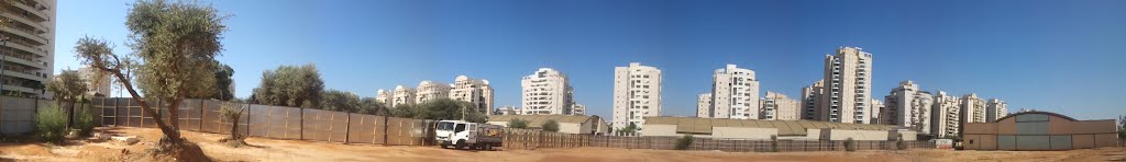 Givat HaShmuel - Atar Gindi
