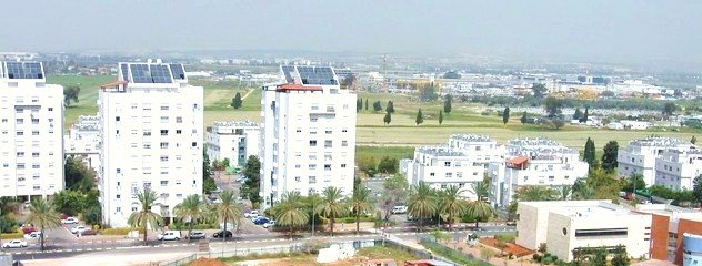 Lod, Ganey-Aviv