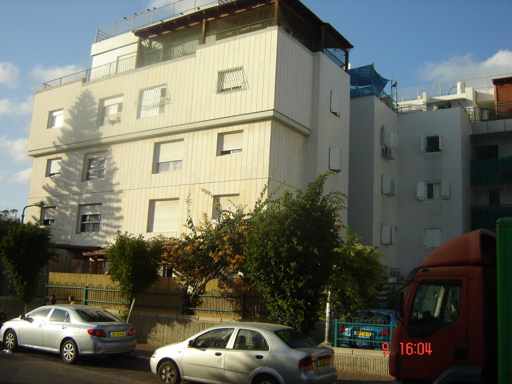 Aharon Lublin 42 Lod