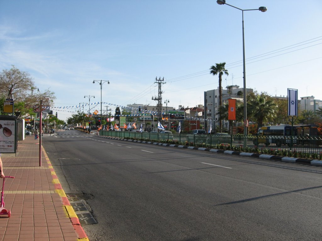 Nes-Ziona, Weizman street