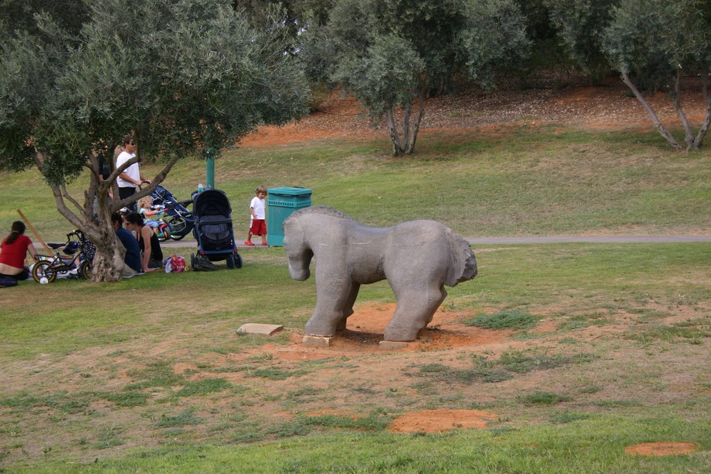 Raanana. Park. Horse Sculpture
