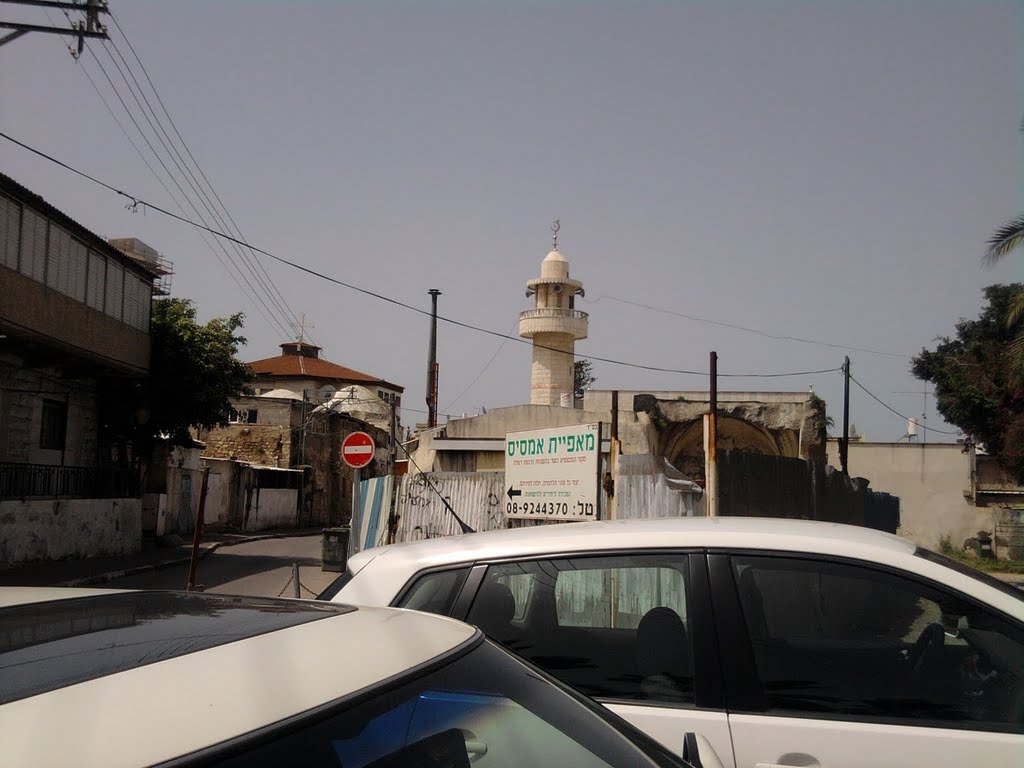 Mesquitas e Iglesia amontonadas en la Ciudad Antigua _Ramla-ISRAEL