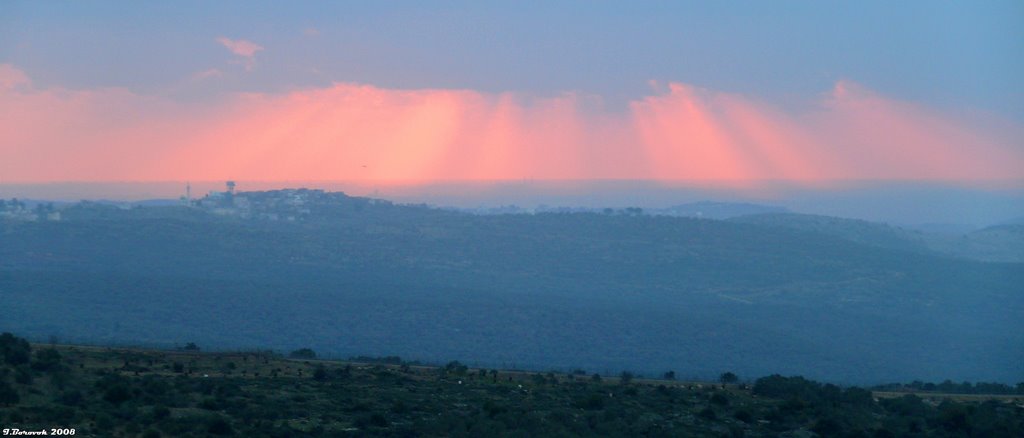 Evening Light above Salfit and Ashdot (05-JAN-08) #1