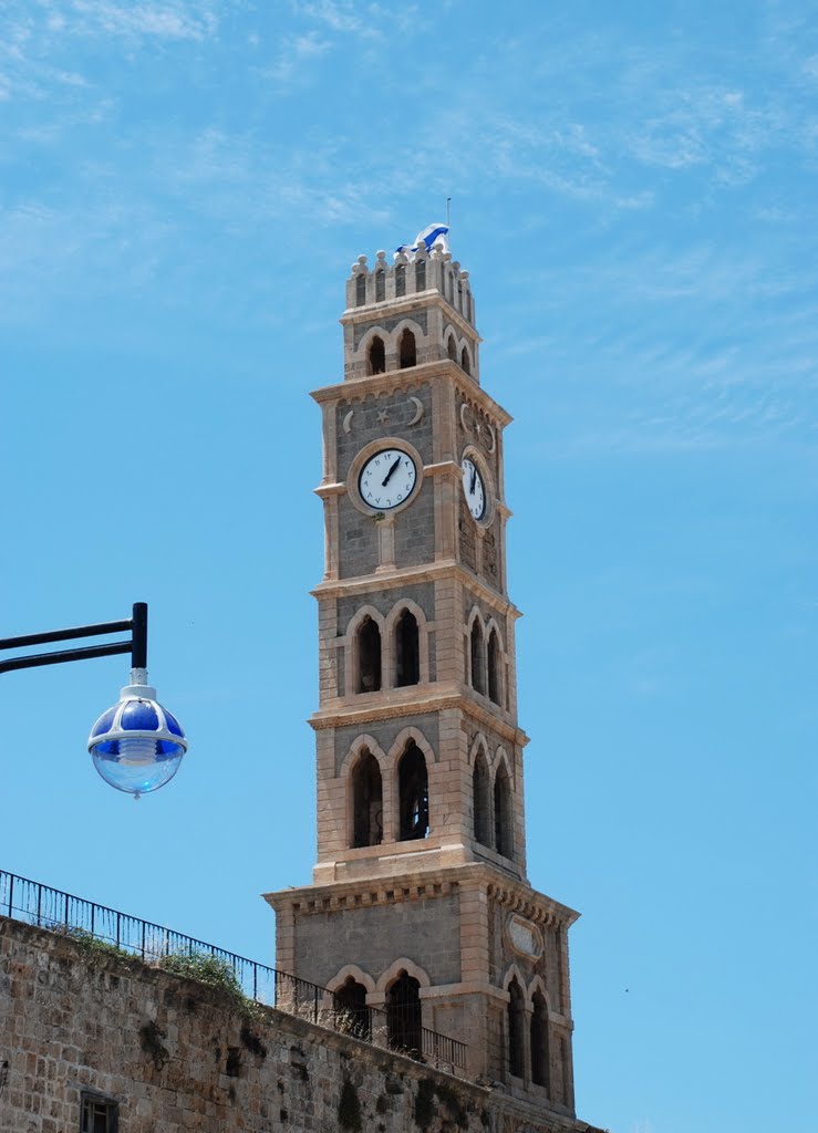 Clocktower of Khan al-Umdan in the old city of Acre  -  מגדל השעון של חאן אל-עומדאן בעכו העתיקה