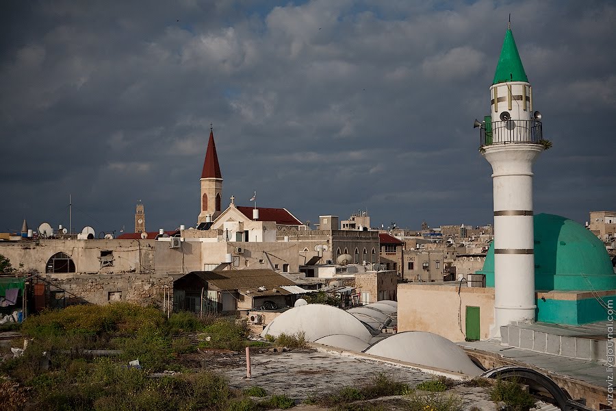 Walk on Acre roofs