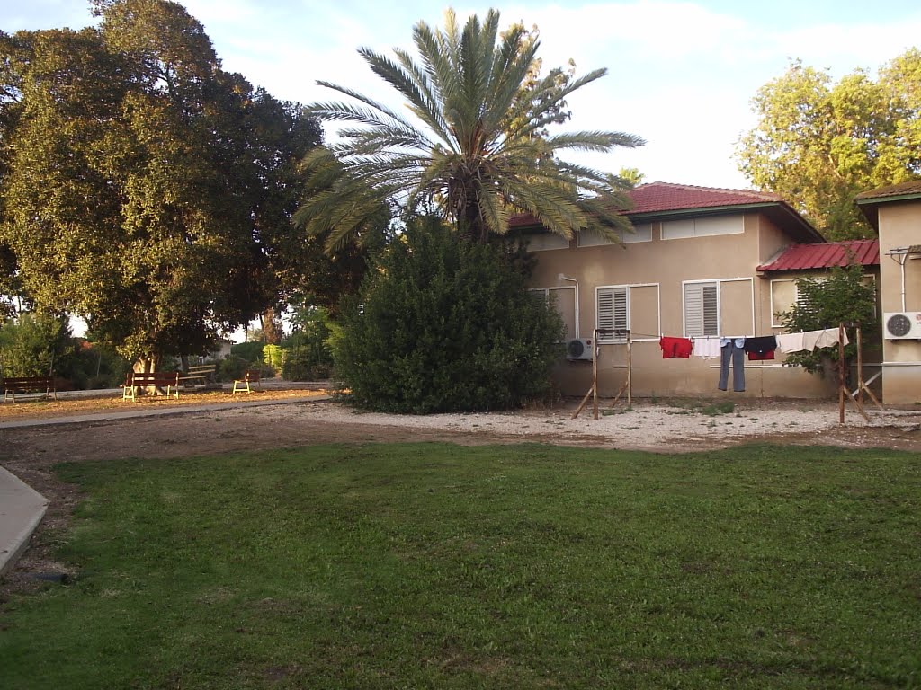 Merhavia Kibbuts מרחביה קיבוצ 2011