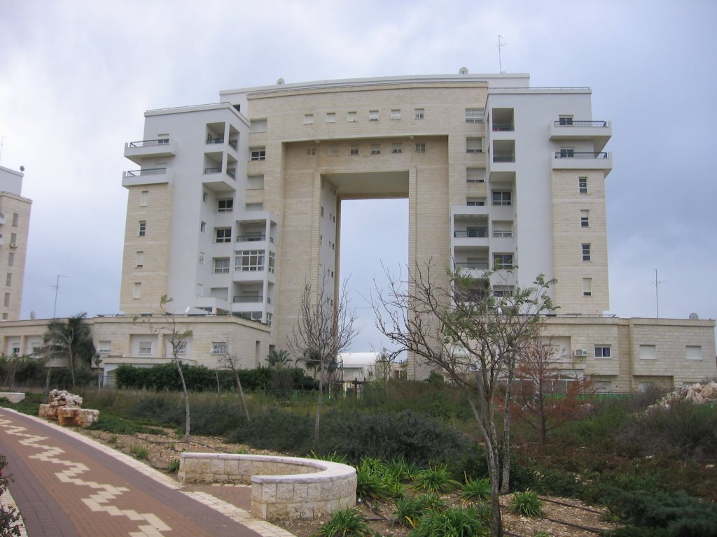 ח
