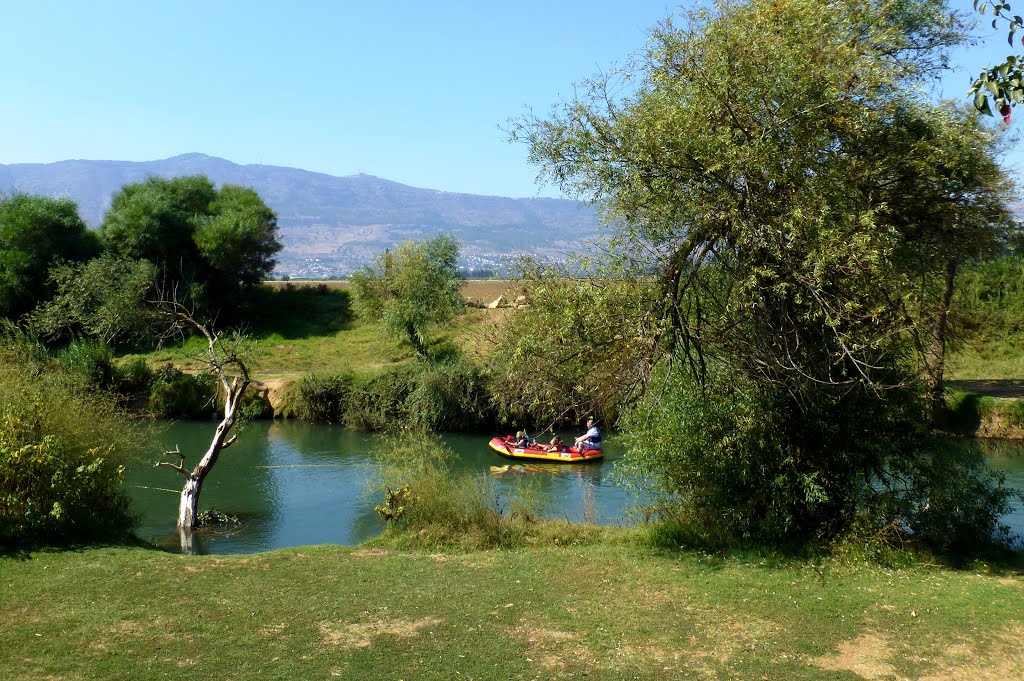FAMILY RAFTING THE RIVER JORDAN GALIL