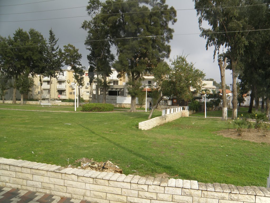 Near Naharya junction