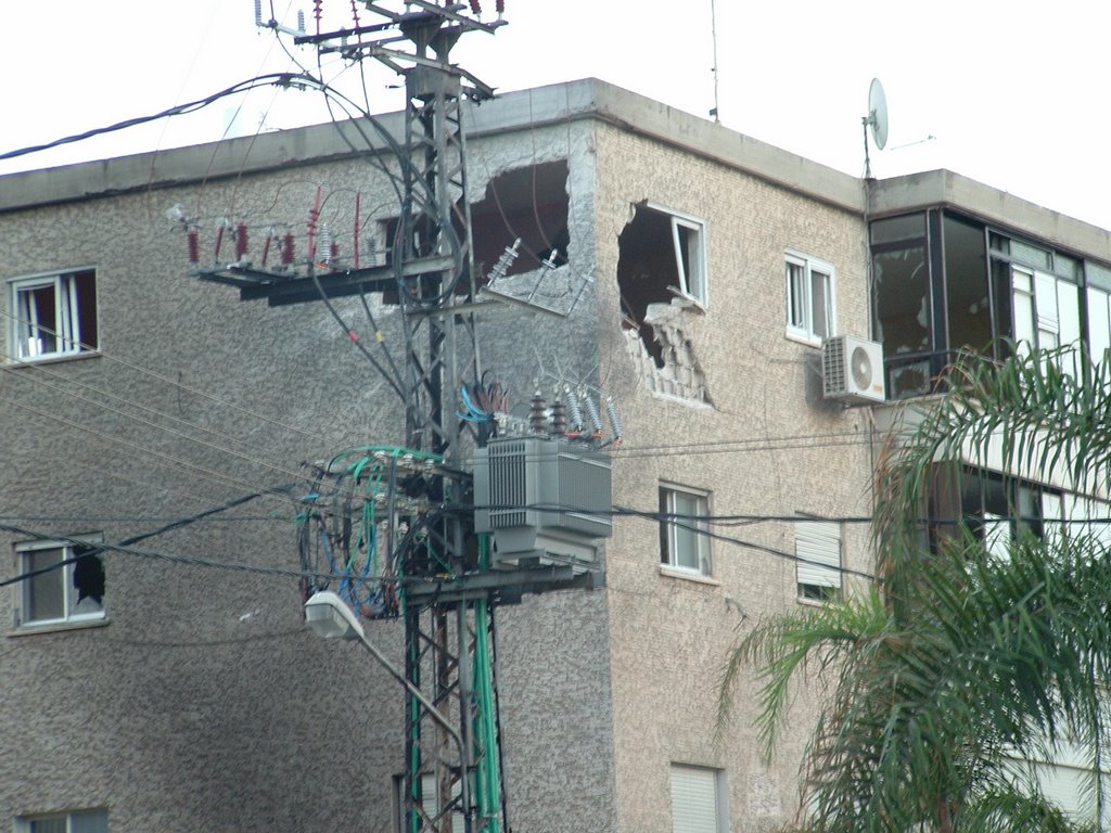 Naharia after rocket attack (July 2006)