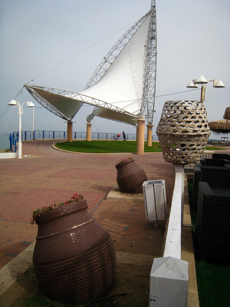 Nahariyas beach