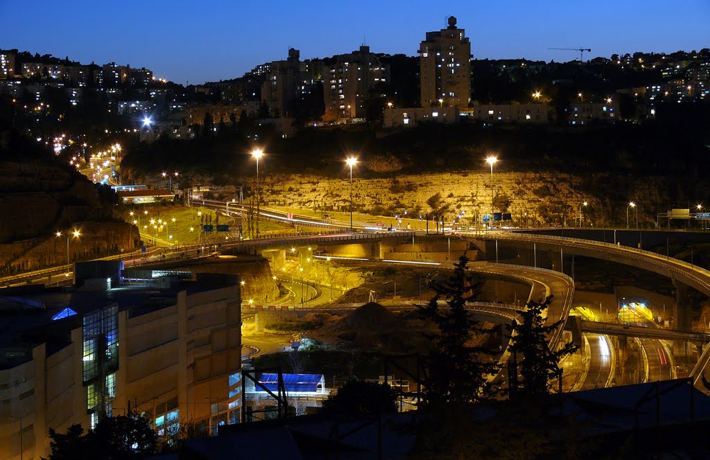 The Carmel Tunnels and Derech Rupin, a night view from Abba Hillel Silver, Haifa (26-MAR-11)