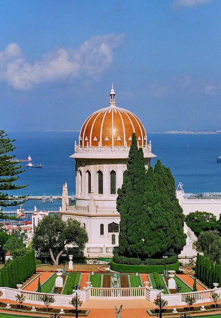 Bahais temple on Mount Carmel  - Haifa - Israel