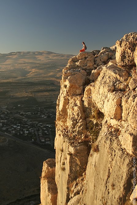 Arbel cliffs