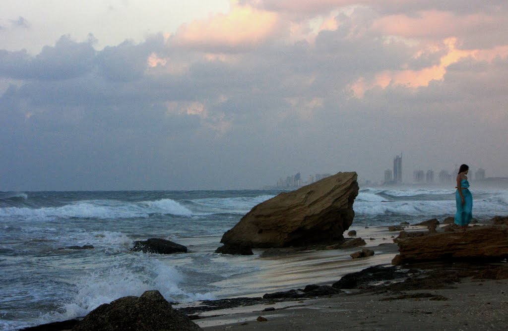 בת הים הקטנה BAT YAM