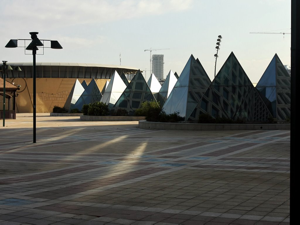 Azrielis roof