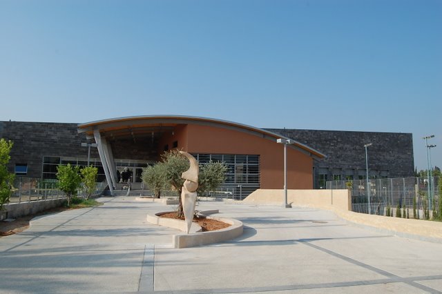 Leader Sport Center