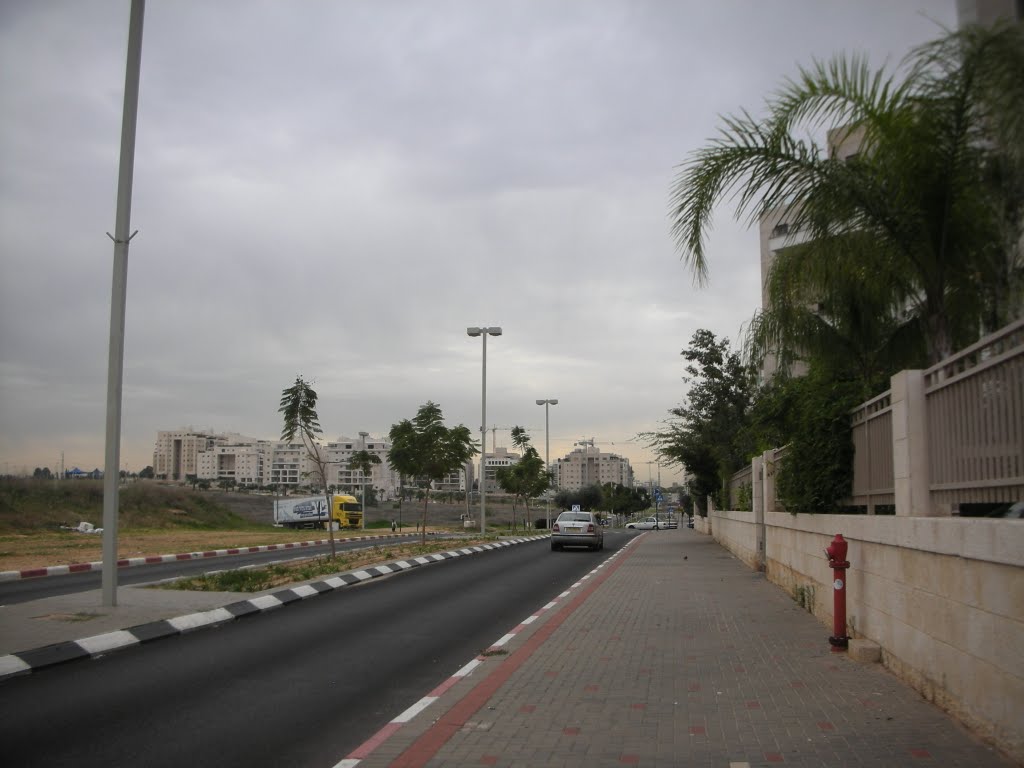 רחוב בן גוריון, פתח תקוה, בכיוון כיכר העצמאות