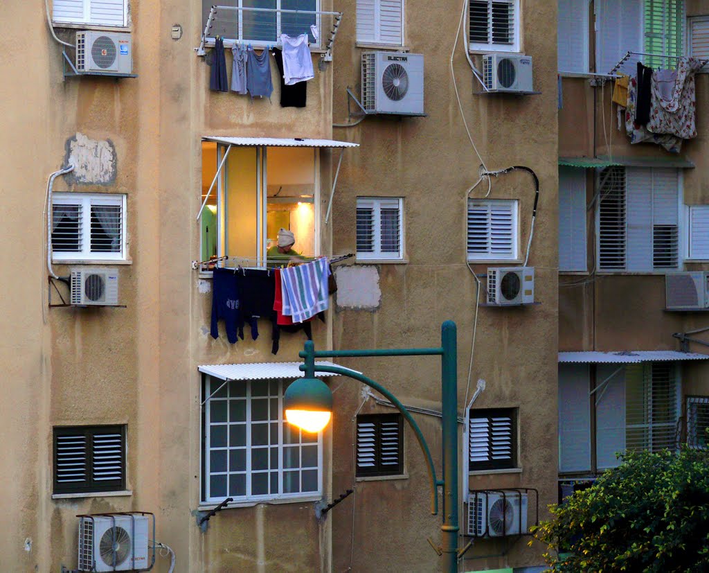 Shabbat is coming to Gefen, Ramat Gan