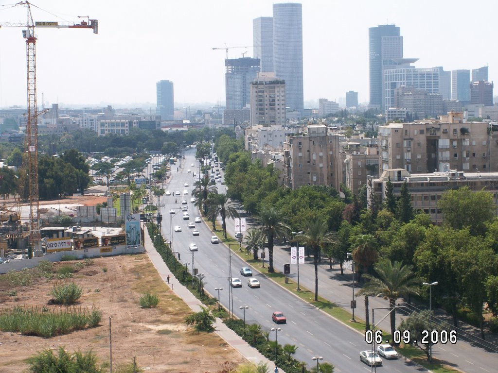 Tel-Aviv. Ha-masger street.