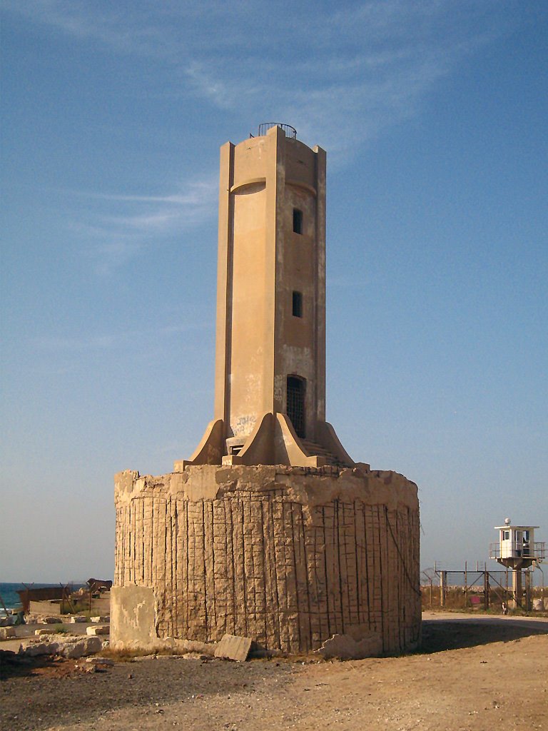 The old Tel-Kudadi lighthouse