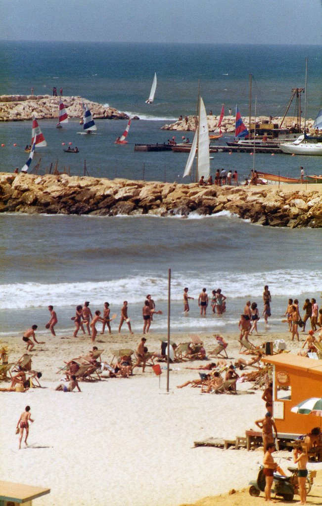 Metzitzim Beach, Tel Aviv. 1974