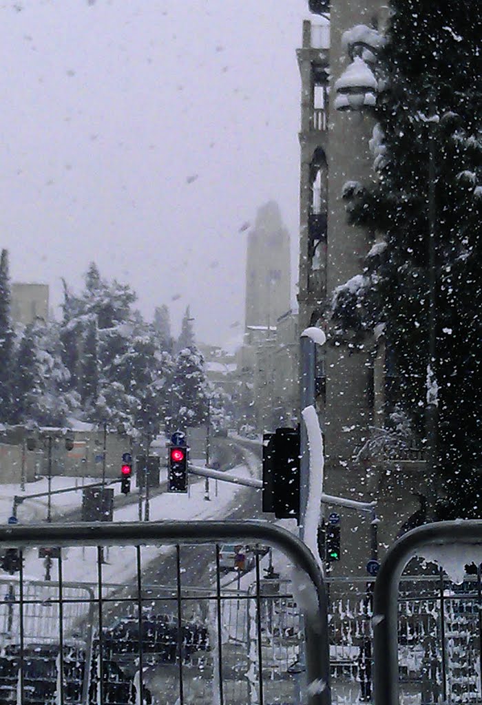 Snow in Jerusalem! 10/01/2013.