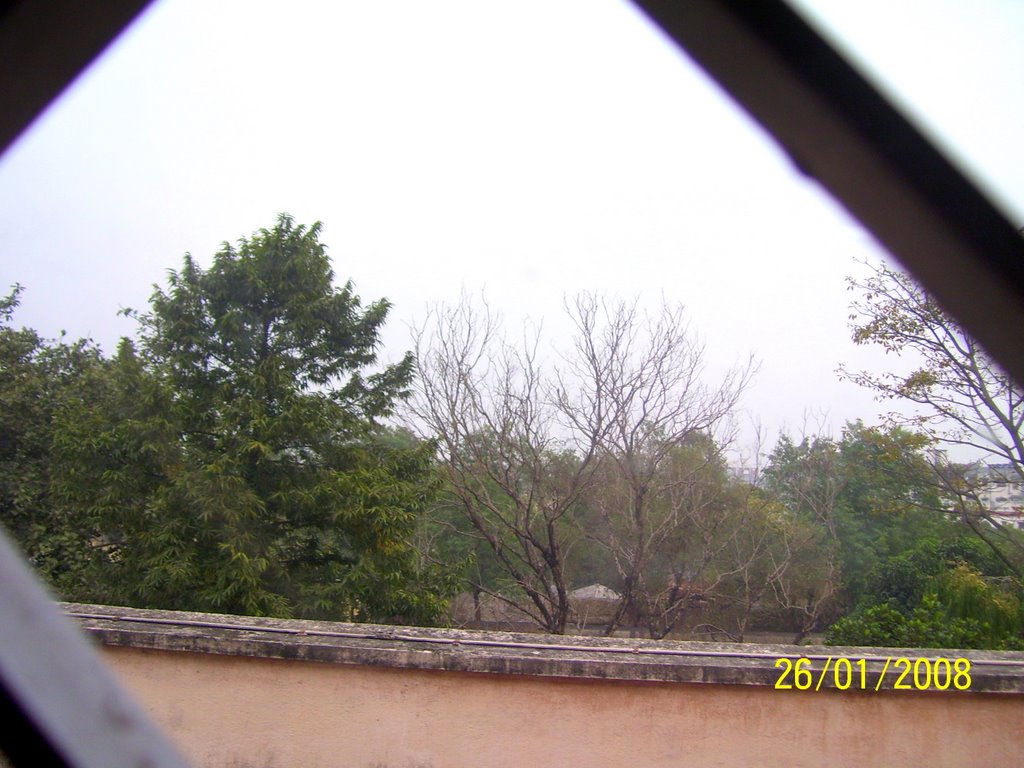 SOUL STANDING IN THE MIDDLE,FROM LIC GUEST HOUSE