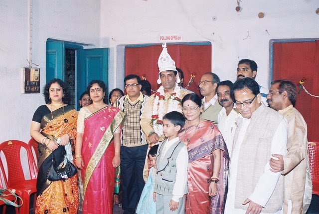 Soumendra Nath Thakur and Family