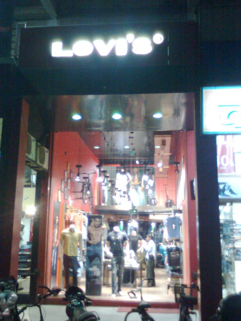 Levis Store