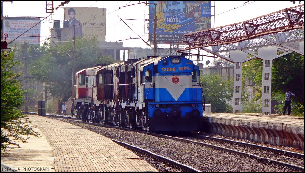 Twins Raipur WDG3A chugs with WDS6 running towards Raipur through BPHB