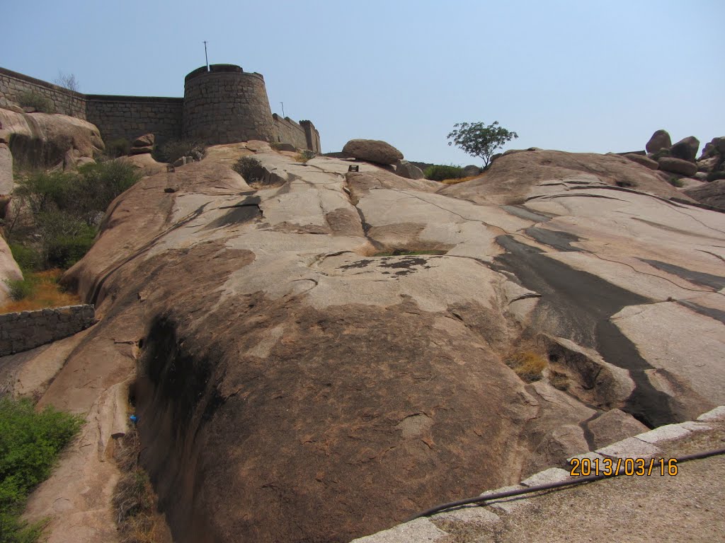 Bellary Fort ಬಳ್ಳಾರಿ ಕೋಟೆ பெல்லாரி கோட்டை बेल्लारी किला  ବେଲ୍ଲାରି କିଲା  بیللاری فورٹ    බෙල්ලාරි කොටුව- บัลลารี ฟอร์ท-바라리 에 포트- 5332.