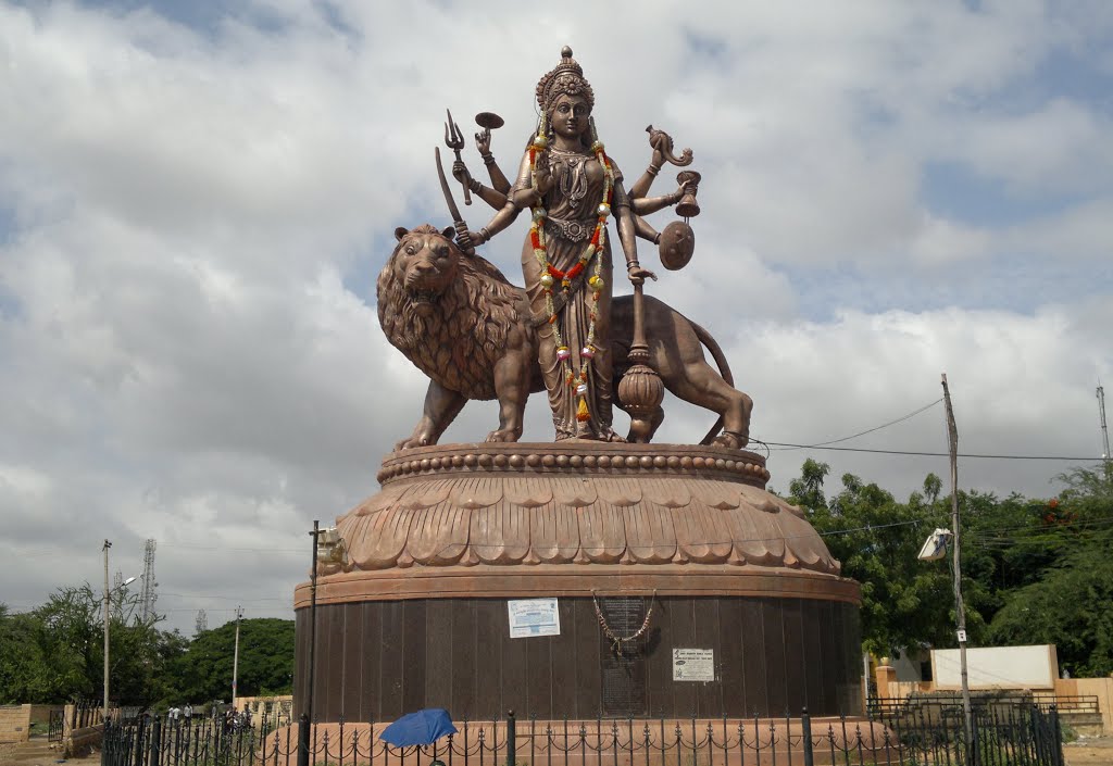 Devi  Statue,KHB Colony, Sidiginamola, Bellary, Karnataka 583103, India
