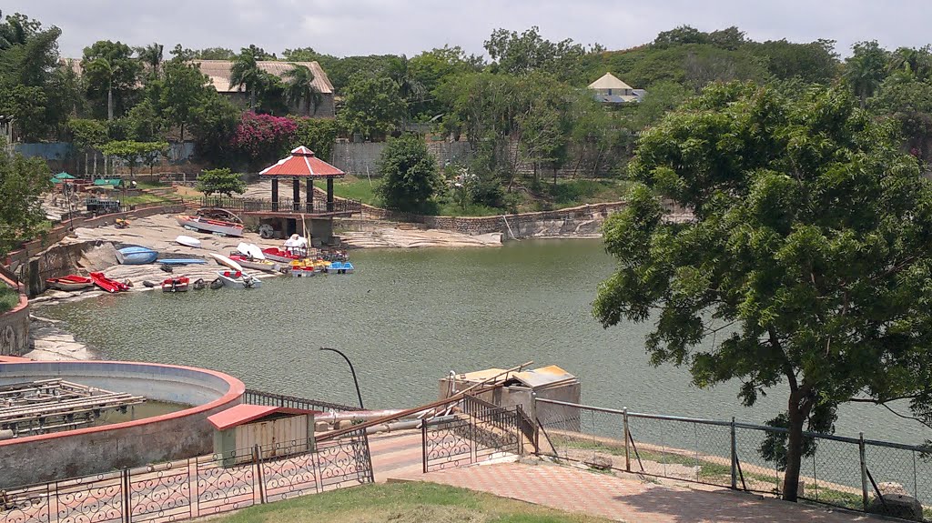 Bout  Club,Dr.Rajkumar Udyanavana , Bellary, Karnataka, India