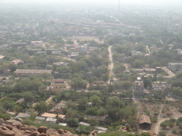 View from  Bellary Fort  ಬಳ್ಳಾರಿ ಫೋರ್ಟ್ ವೀಕ್ಷಣೆಗಳು பெல்லாரி கோட்டையிலிருந்து காட்சிகள்बेल्लारी किले से दृश्य  - 2979.