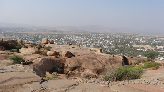 Bellary Fort ಬಳ್ಳಾರಿ ಕೋಟೆ பெல்லாரி கோட்டை बेल्लारी किला  ବେଲ୍ଲାରି କିଲା  بیللاری فورٹ    බෙල්ලාරි කොටුව- บัลลารี ฟอร์ท-바라리 에 포트- 3028.JPG