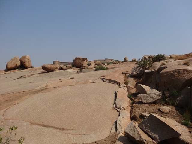 Bellary Fort ಬಳ್ಳಾರಿ ಕೋಟೆ பெல்லாரி கோட்டை बेल्लारी किला  ବେଲ୍ଲାରି କିଲା  بیللاری فورٹ    බෙල්ලාරි කොටුව- บัลลารี ฟอร์ท-바라리 에 포트- 3298.JPG