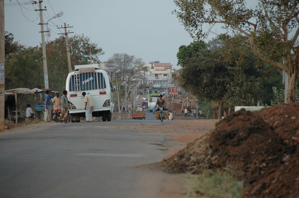 Road to downtown Gadag