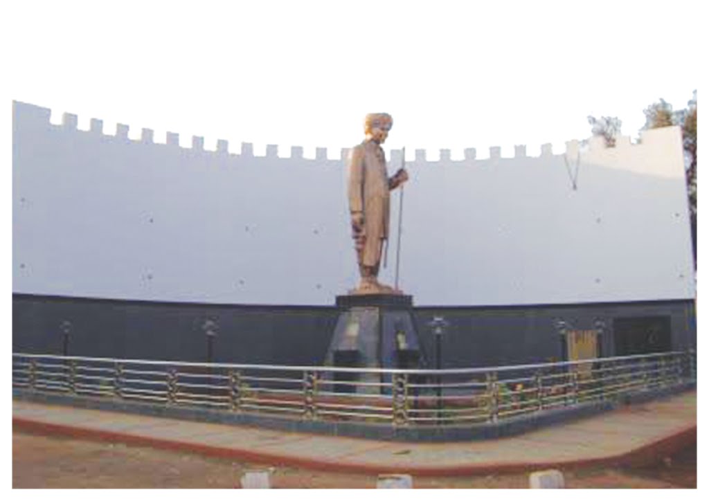 Ganayogi Panchakshara Gawai, Statue in Gadag