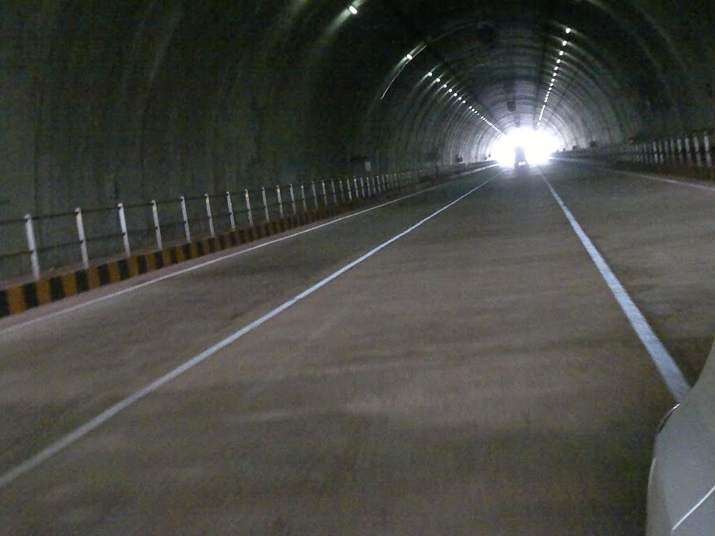 Tunnel Road,NH 13,Hospet, Karnataka, India