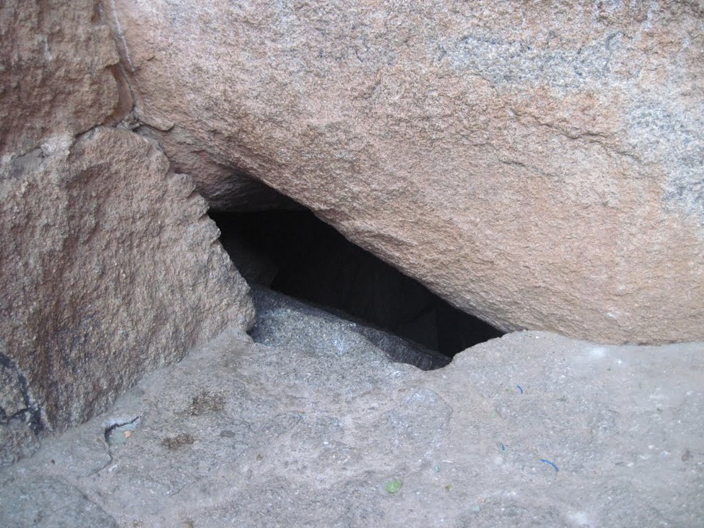 Obavvana Kindi, Chitradurga Fort