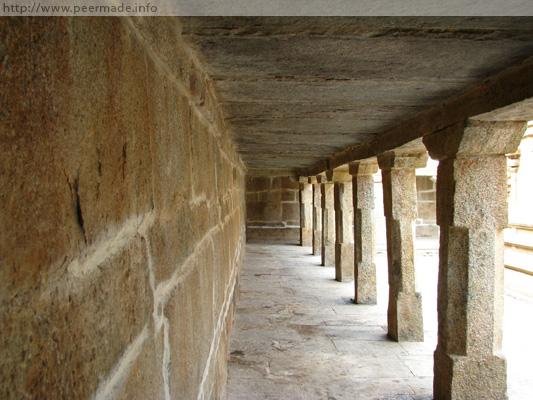 Kolaramma Temple  / George Thengummoottil (http://www.theindia.info/)