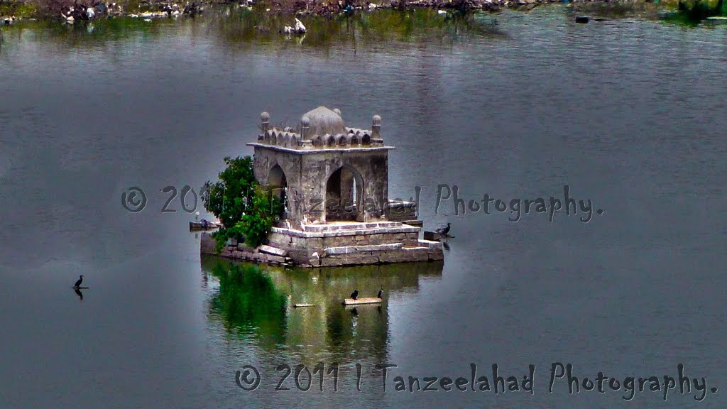 A ancient monument in Aam talab