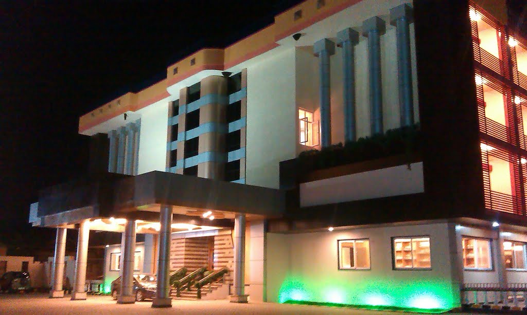 TIP TOP RESIDENCY SAGARA