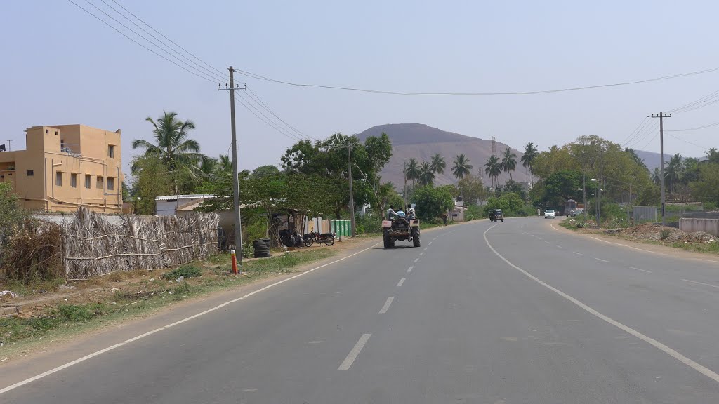 ●●۞● Hubli-Karwar Rd ●●۞● Hospet ●●۞● India ●●۞●