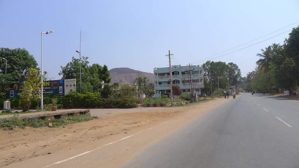 Ξ «●» INDIA Ξ «●» Hospet Ξ «●» Hubli-Karwar Rd  Ξ «●»
