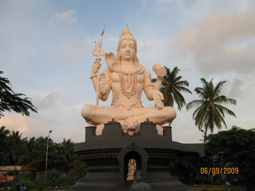 Shiva statue, shivapur coloy, Gokul Road