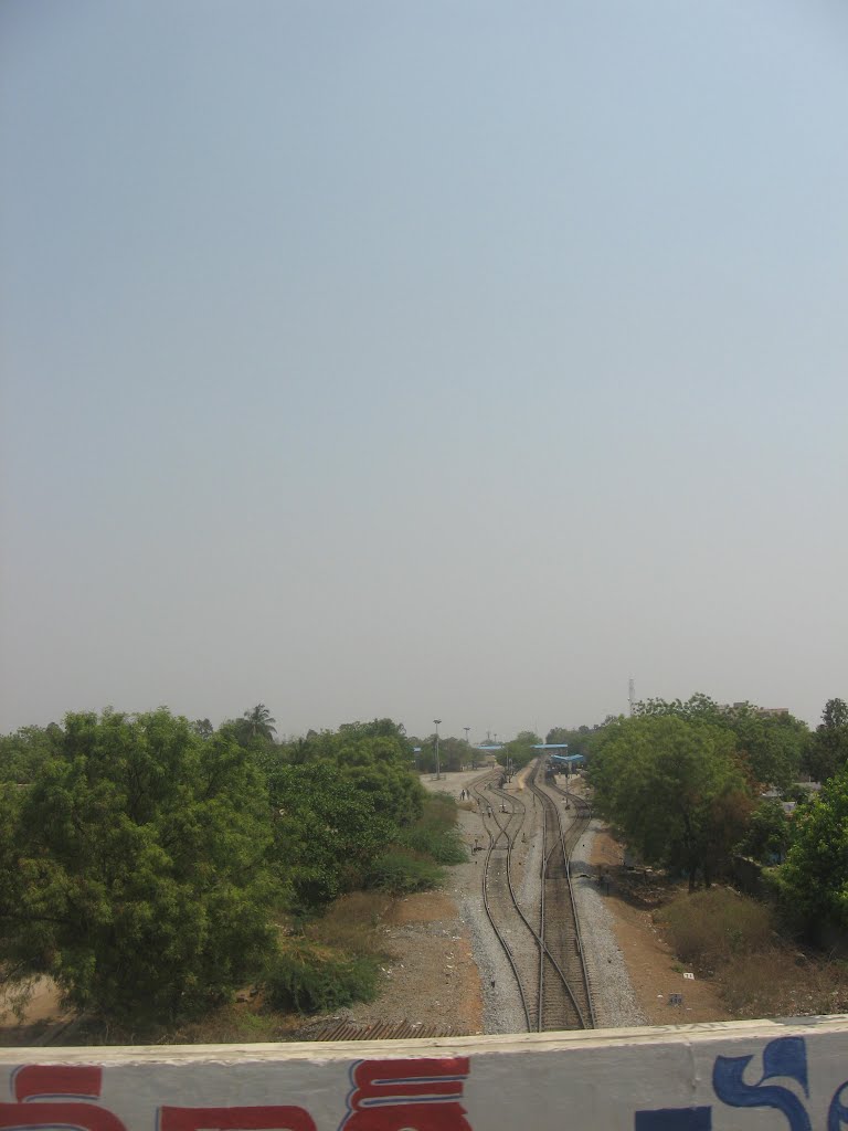 Railway line from overbridge view