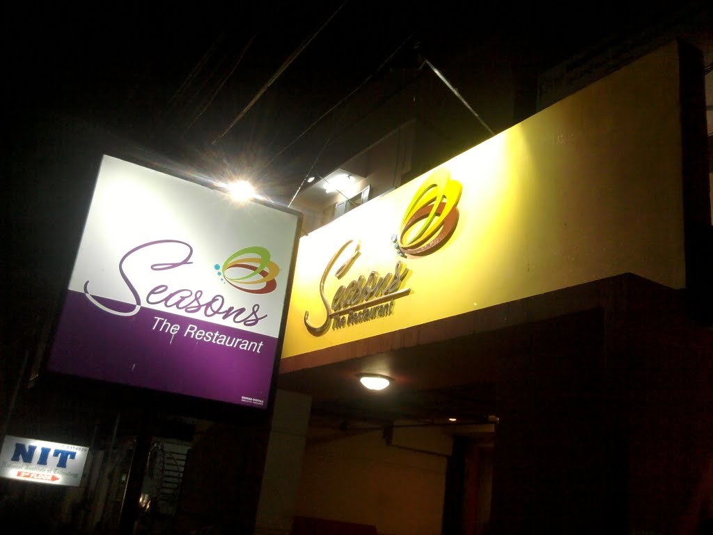 Seasons restaurant